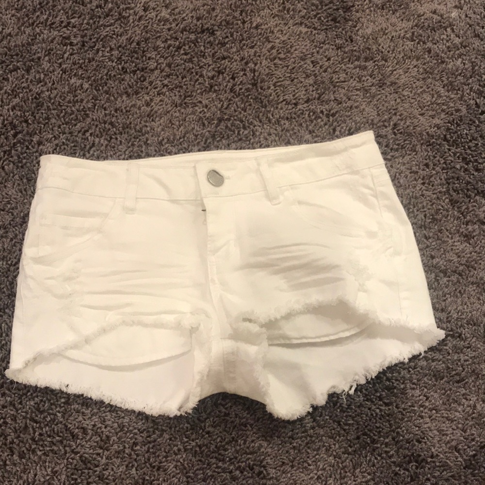 white jean shorts nerve worn!!